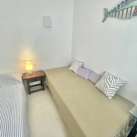 Vinci Almadraba Apartment Roses